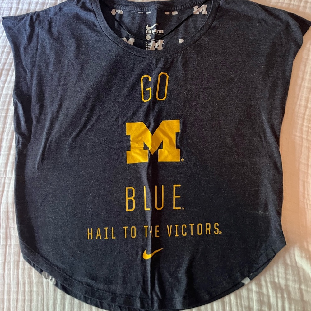 Bundle Nike Michigan Go Blue T-Shirt & Jersey